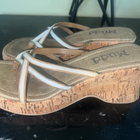 Mudd Sandals - Picture 2 of 2